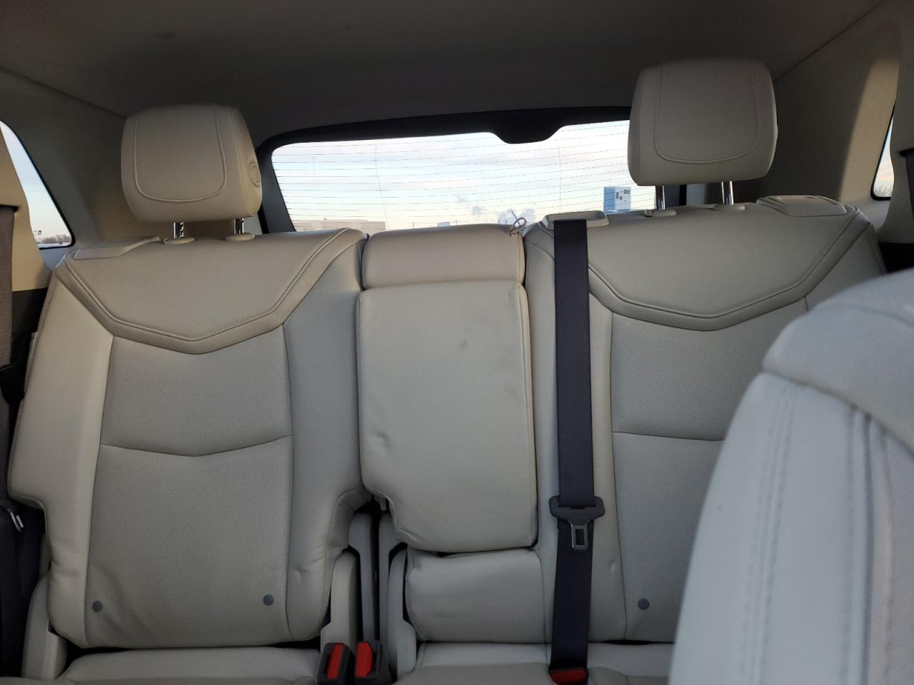 2017 Cadillac Xt5 Luxury VIN: 1GYKNDRS0HZ320507 Lot: 90842115