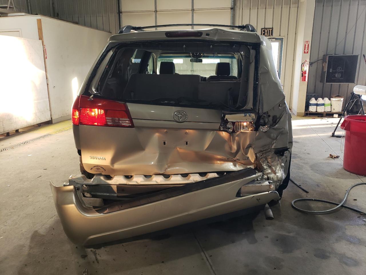 2004 Toyota Sienna Ce VIN: 5TDZA23C94S045253 Lot: 92672705