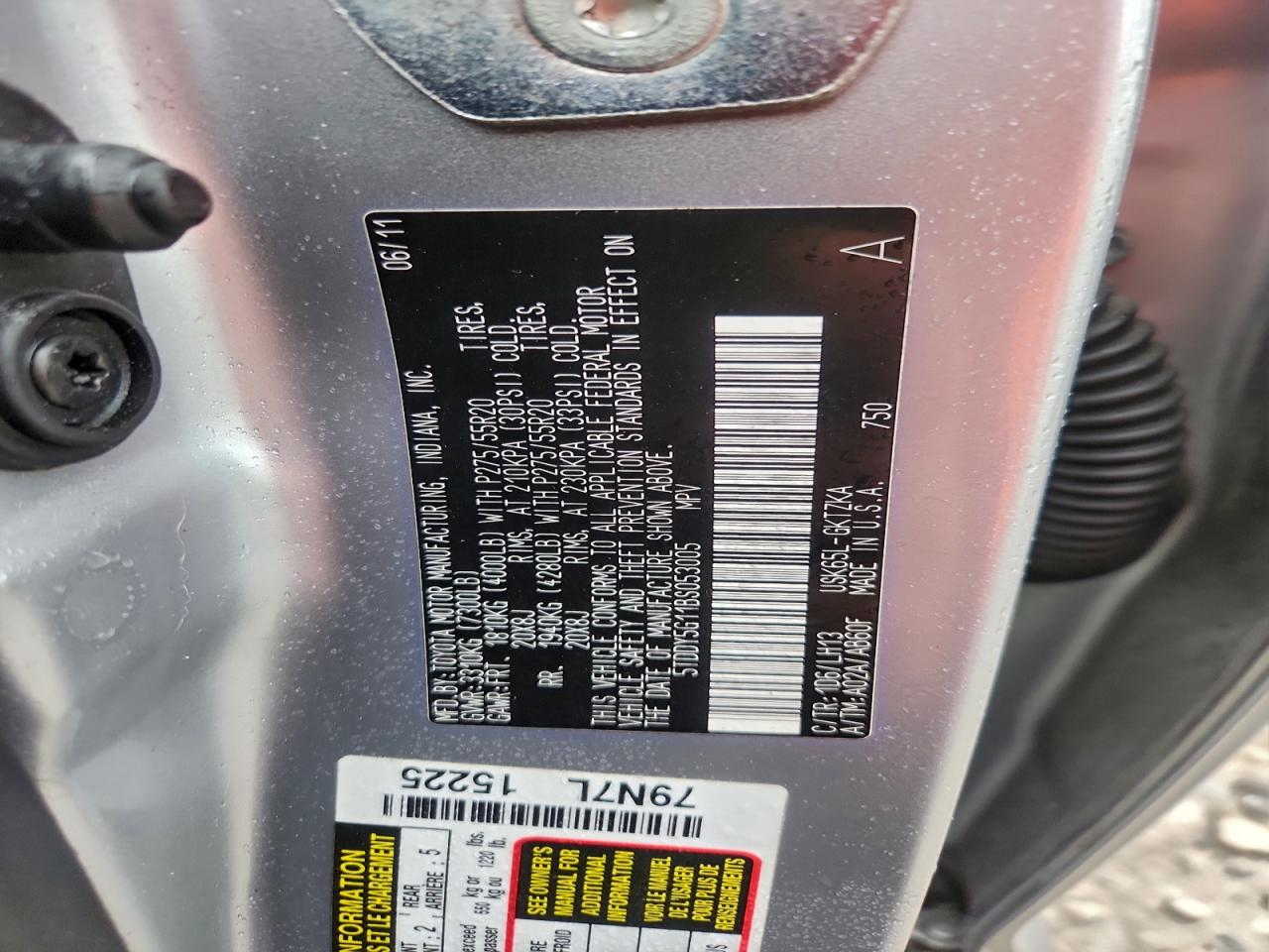 2011 Toyota Sequoia Platinum VIN: 5TDDY5G11BS053005 Lot: 94262015