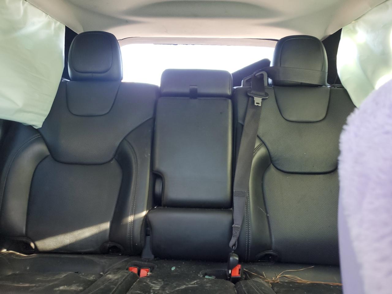 2021 Jeep Cherokee Limited VIN: 1C4PJMDX4MD211081 Lot: 92683275