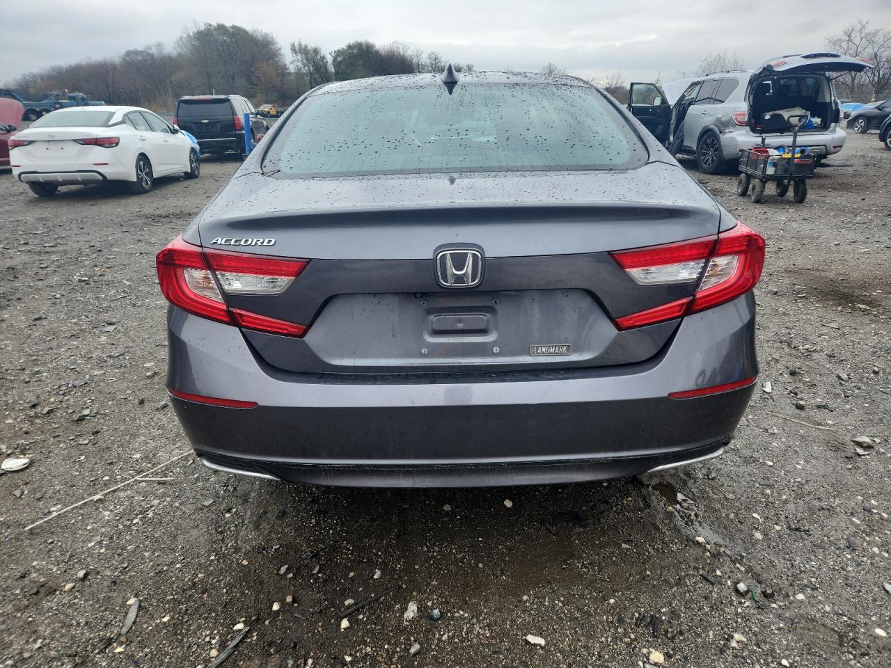 2018 Honda Accord Lx VIN: 1HGCV1F1XJA064497 Lot: 92747825