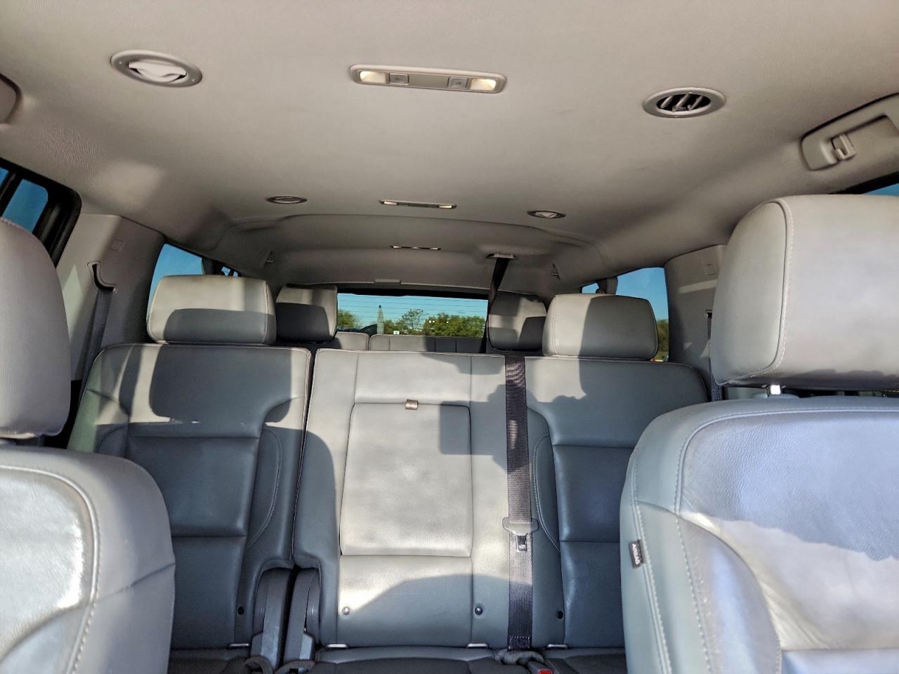 2018 Chev Suburban C1500 Lt VIN: 1GNSCHKC3JR117078 Lot: 94445115