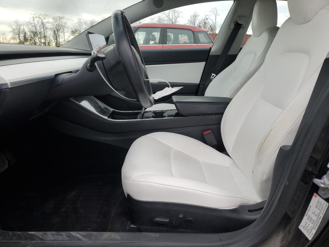 2018 Tesla Model 3 VIN: 5YJ3E1EB3JF169978 Lot: 92190985