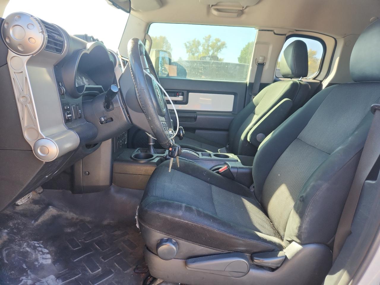 2010 Toyota Fj Cruiser VIN: JTEBU4BF1AK075121 Lot: 82723825