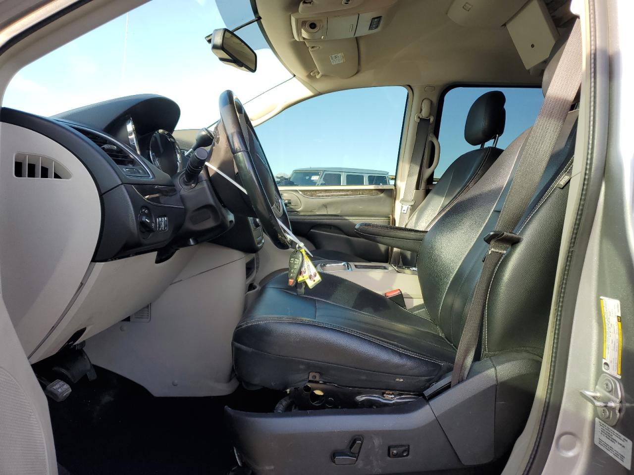 2016 Chrysler Town & Country Touring VIN: 2C4RC1BG6GR298861 Lot: 91295105