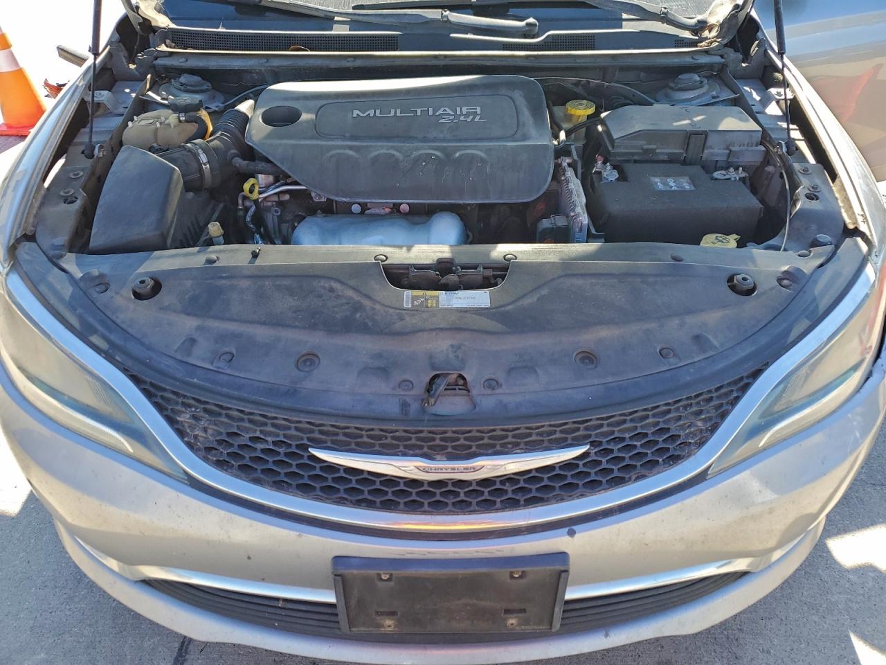 2015 Chrysler 200 Limited VIN: 1C3CCCAB9FN554711 Lot: 91859335