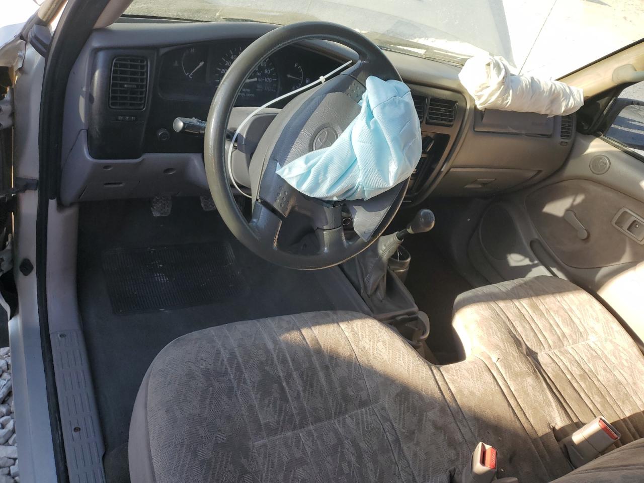 2002 Toyota Tacoma VIN: 5TENL42N82Z060060 Lot: 92431795