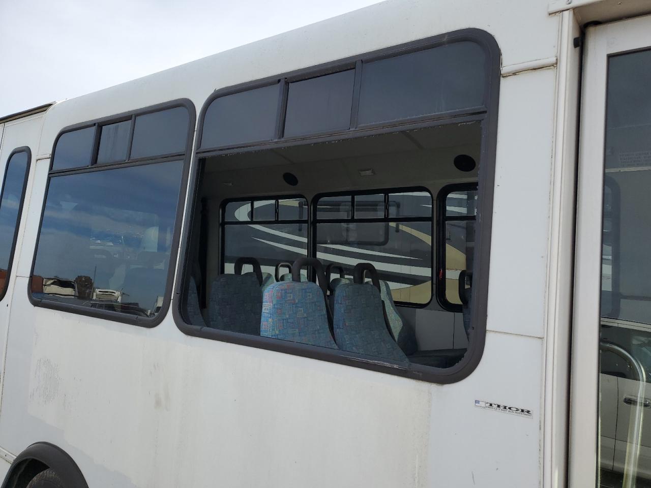 2009 Ford Econoline E350 Super Duty Cutaway Van VIN: 1FDEE35L99DA15612 Lot: 92639465