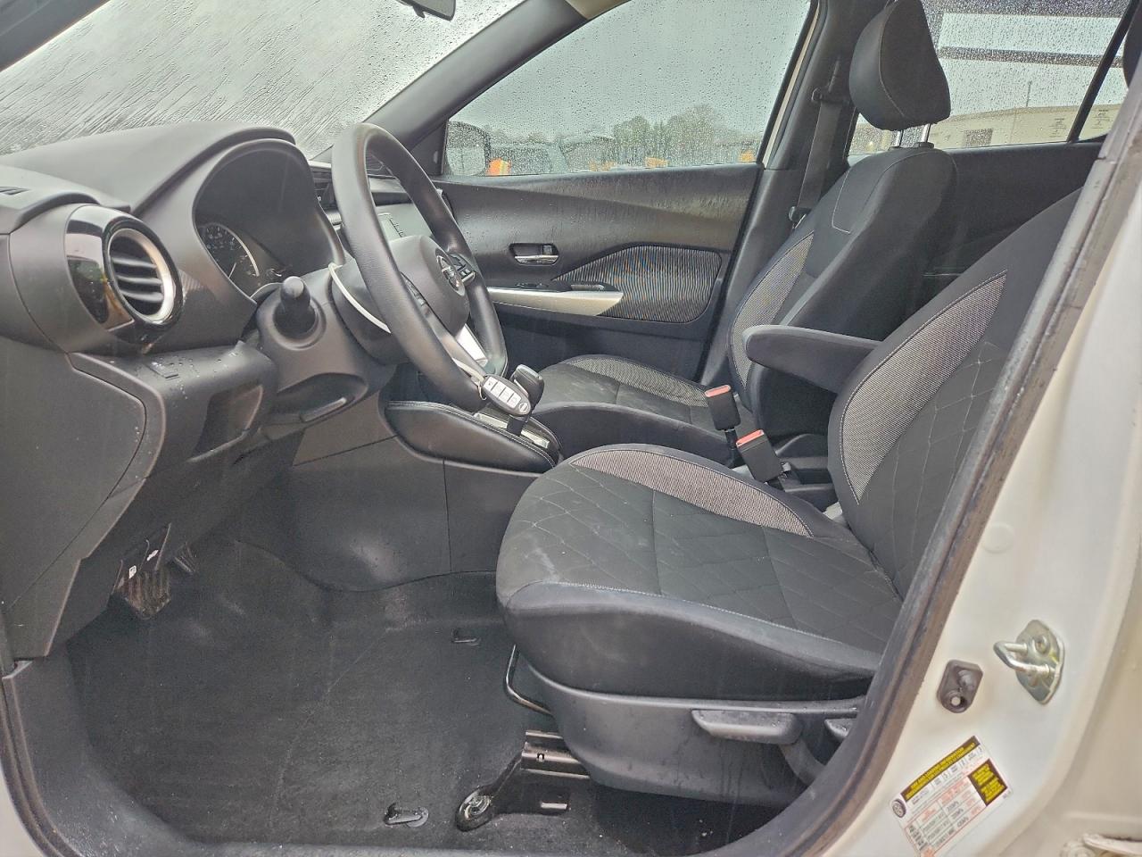 2018 Nissan Kicks S VIN: 3N1CP5CU3JL529129 Lot: 94256405