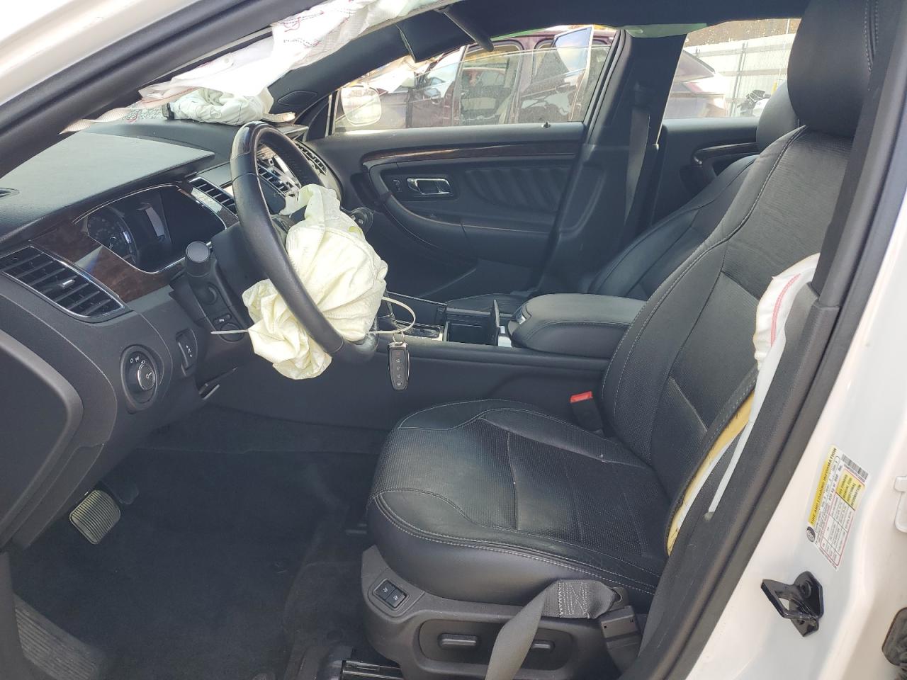 2015 Ford Taurus Limited VIN: 1FAHP2F81FG153550 Lot: 92171885