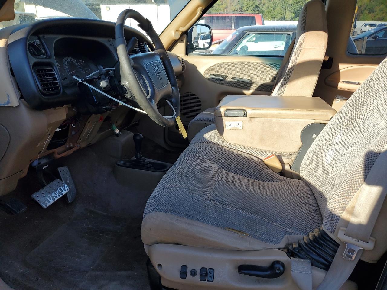 2000 Dodge Ram 1500 VIN: 3B7HF13Z0YG109325 Lot: 93751455