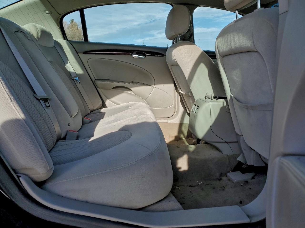 2008 Buick Lucerne Cx VIN: 1G4HP57218U168944 Lot: 93706695