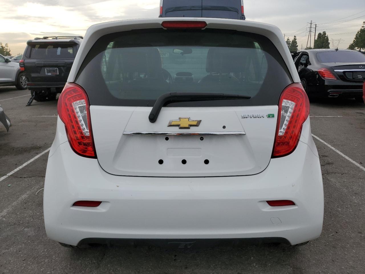 2015 Chevrolet Spark Ev 1Lt VIN: KL8CK6S02FC803223 Lot: 90553625