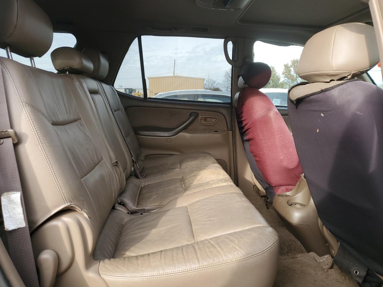 2003 Toyota Sequoia Sr5 VIN: 5TDZT34A73S156752 Lot: 92637085