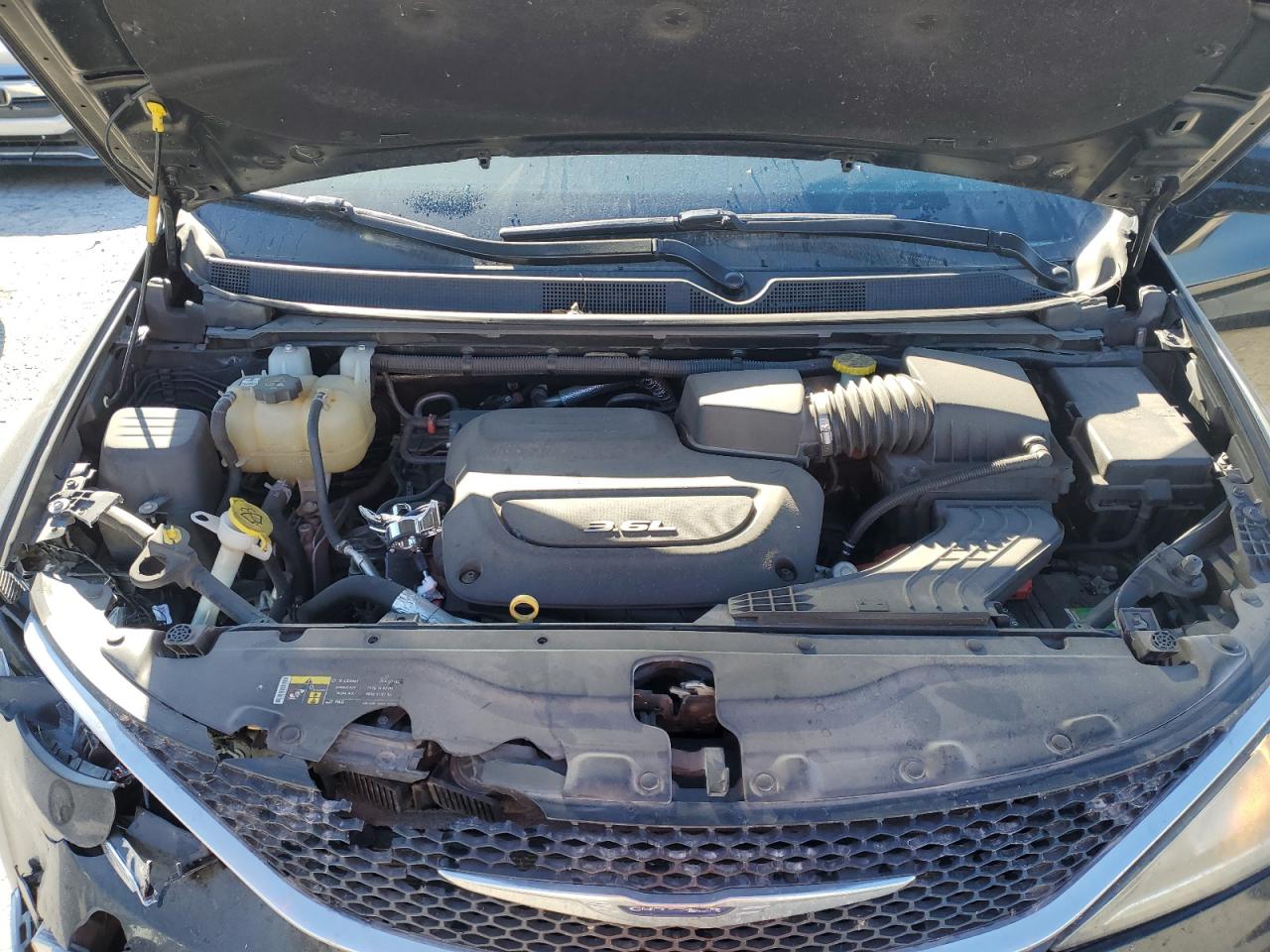 2017 Chrysler Pacifica Touring L VIN: 2C4RC1BG4HR540600 Lot: 90708405