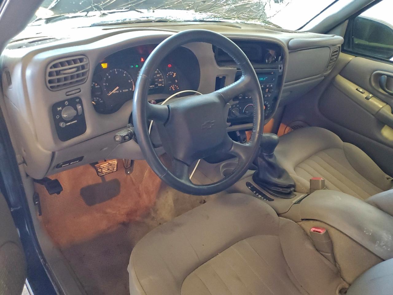 2004 Chevrolet Blazer VIN: 1GNCS18X74K121057 Lot: 94115005