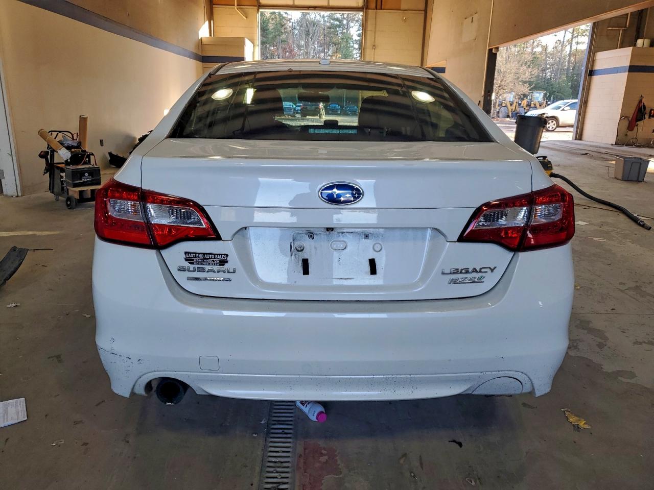 2015 Subaru Legacy 2.5I Premium VIN: 4S3BNAC62F3060207 Lot: 94470735