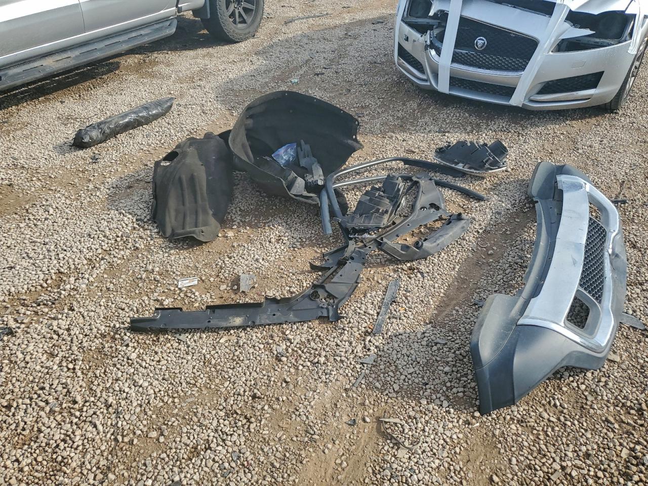 2015 Jeep Grand Cherokee Limited VIN: 1C4RJEBG4FC616495 Lot: 94533165