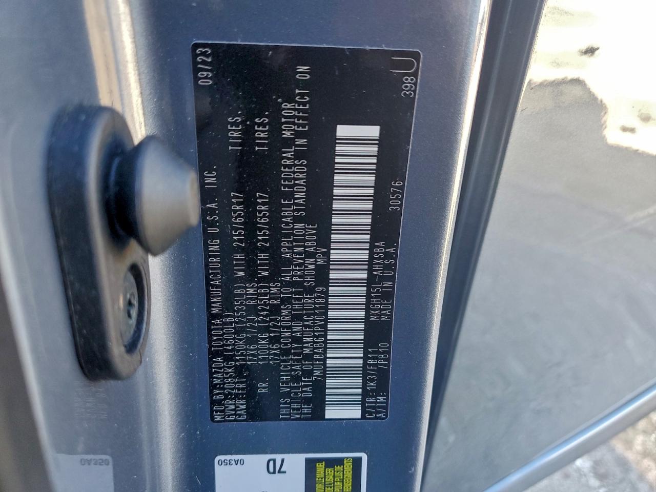 2023 Toyota Corolla Cross Le VIN: 7MUFBABG1PV011879 Lot: 94373575