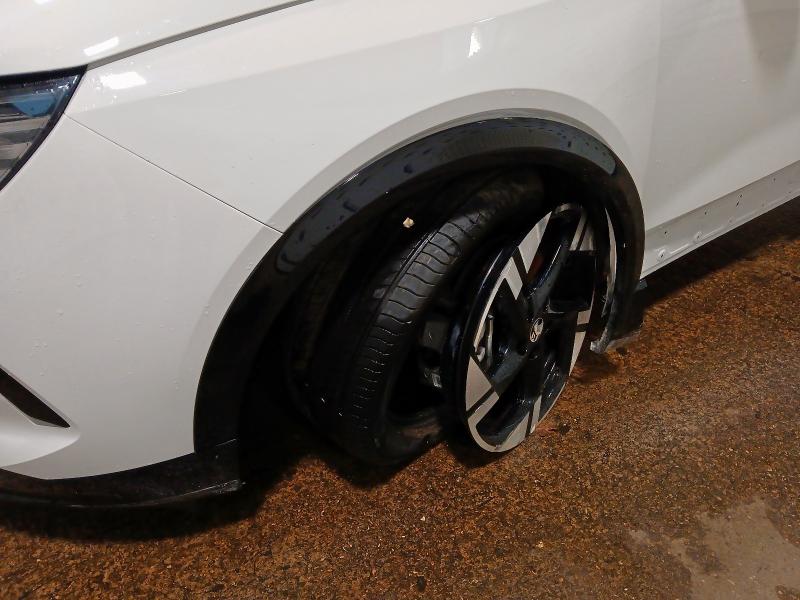 2025 VAUXHALL GRANDLAND 157KW ULTIMATE 73KWH 5DR AUTO [PANORAMIC ROOF]