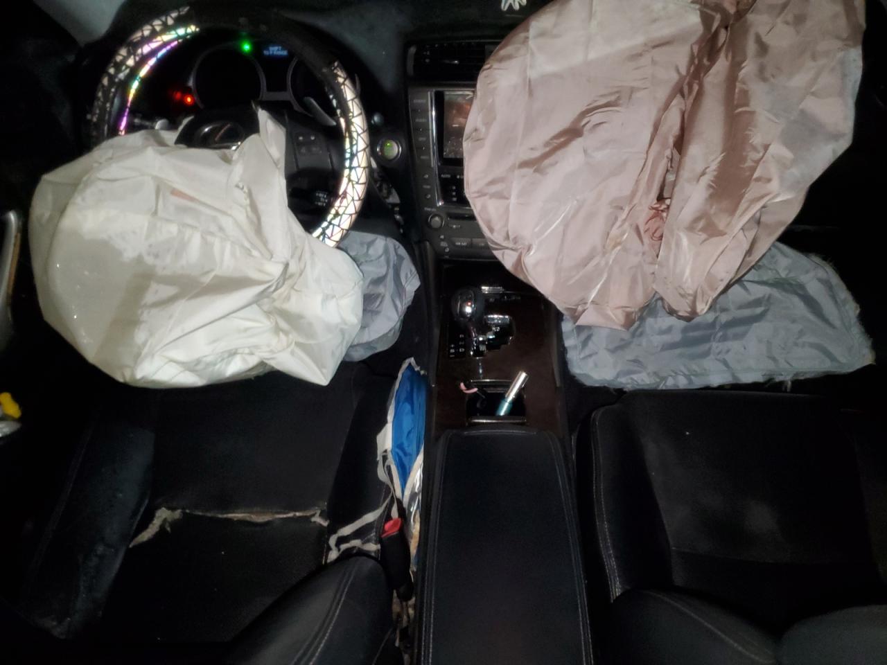 2009 Lexus Is 250 VIN: 095915 Lot: 93385775