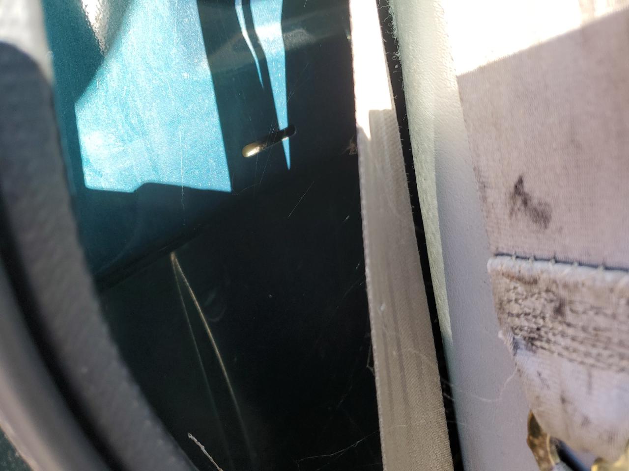 1997 Chevrolet Gmt-400 C1500 VIN: 1GCEC14W6VZ185398 Lot: 93294075