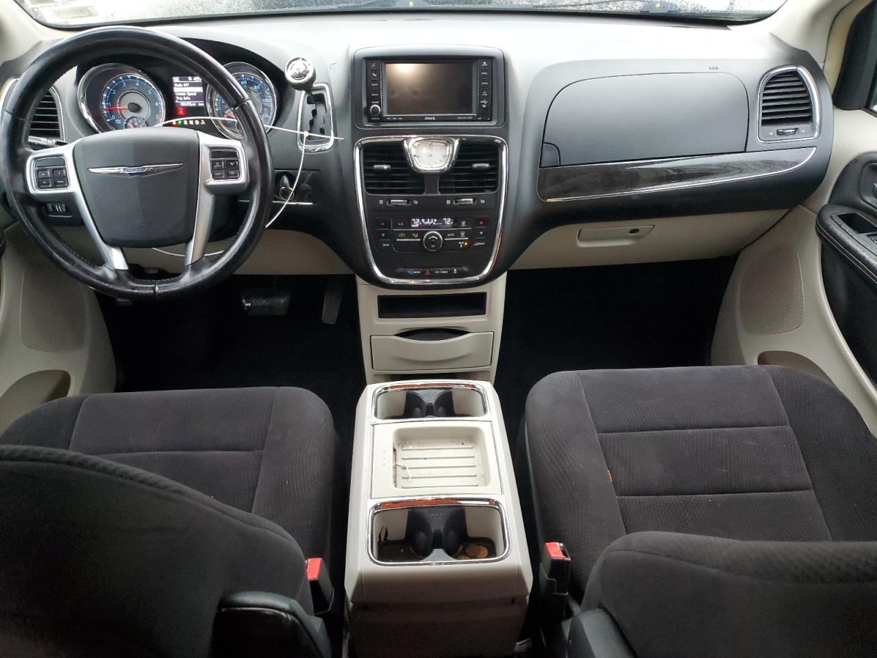 2011 Chrysler Town & Country Touring VIN: 2A4RR5DG0BR638155 Lot: 92087985