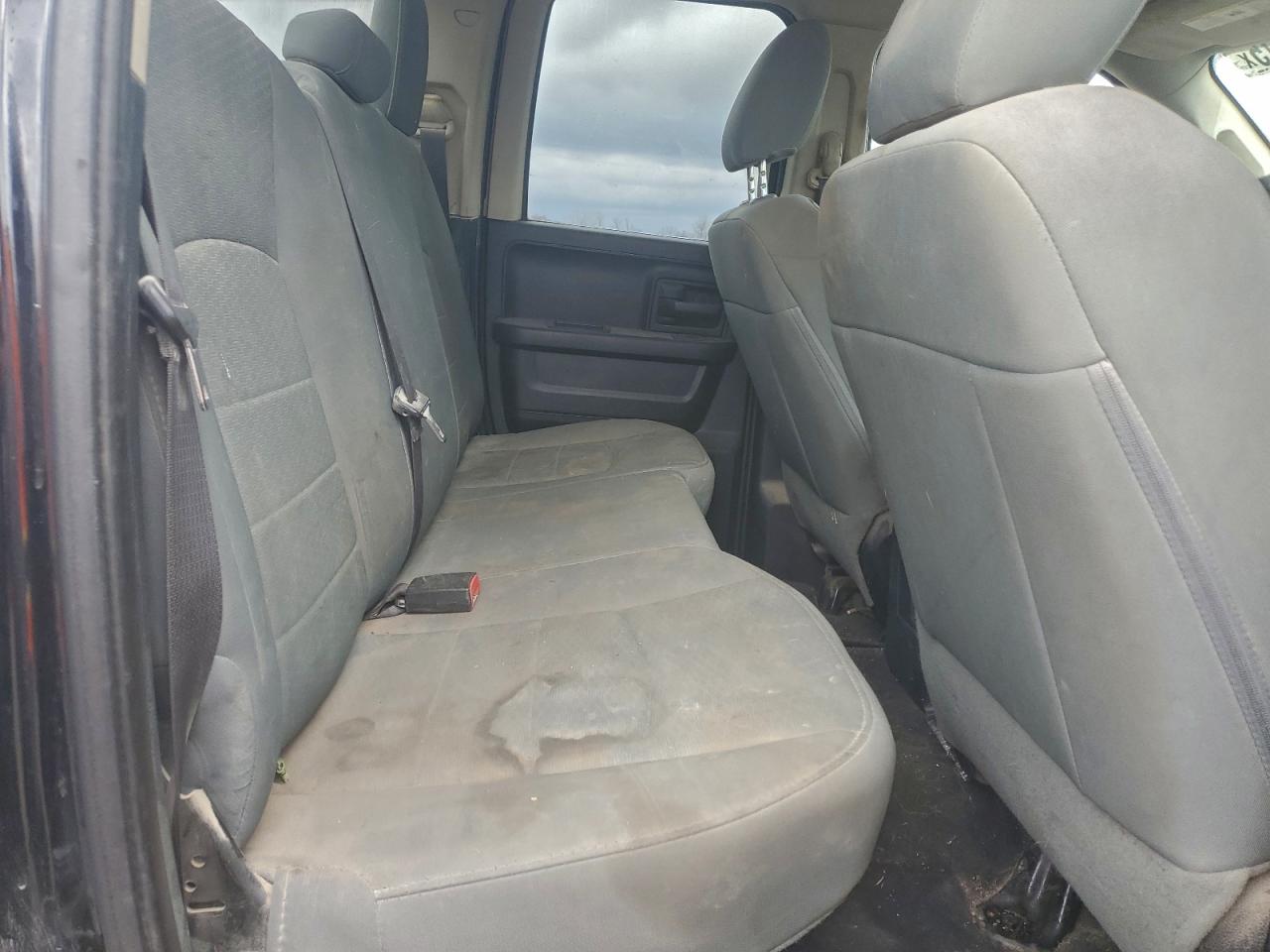 2014 Ram 1500 St VIN: 1C6RR7FG5ES463880 Lot: 94331915