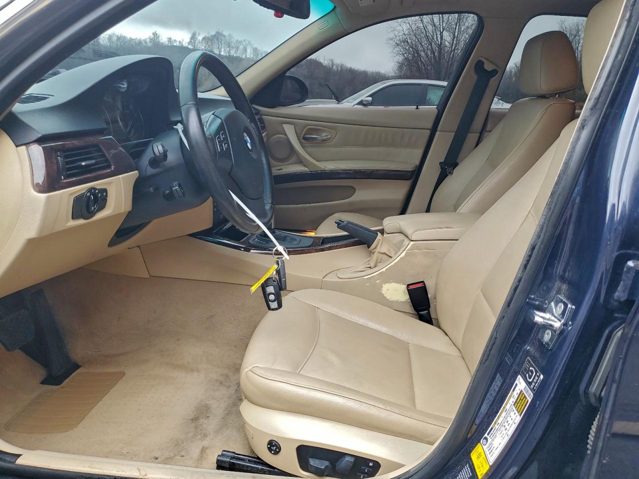 2006 BMW 330 Xi VIN: WBAVD33546KV62304 Lot: 94249265