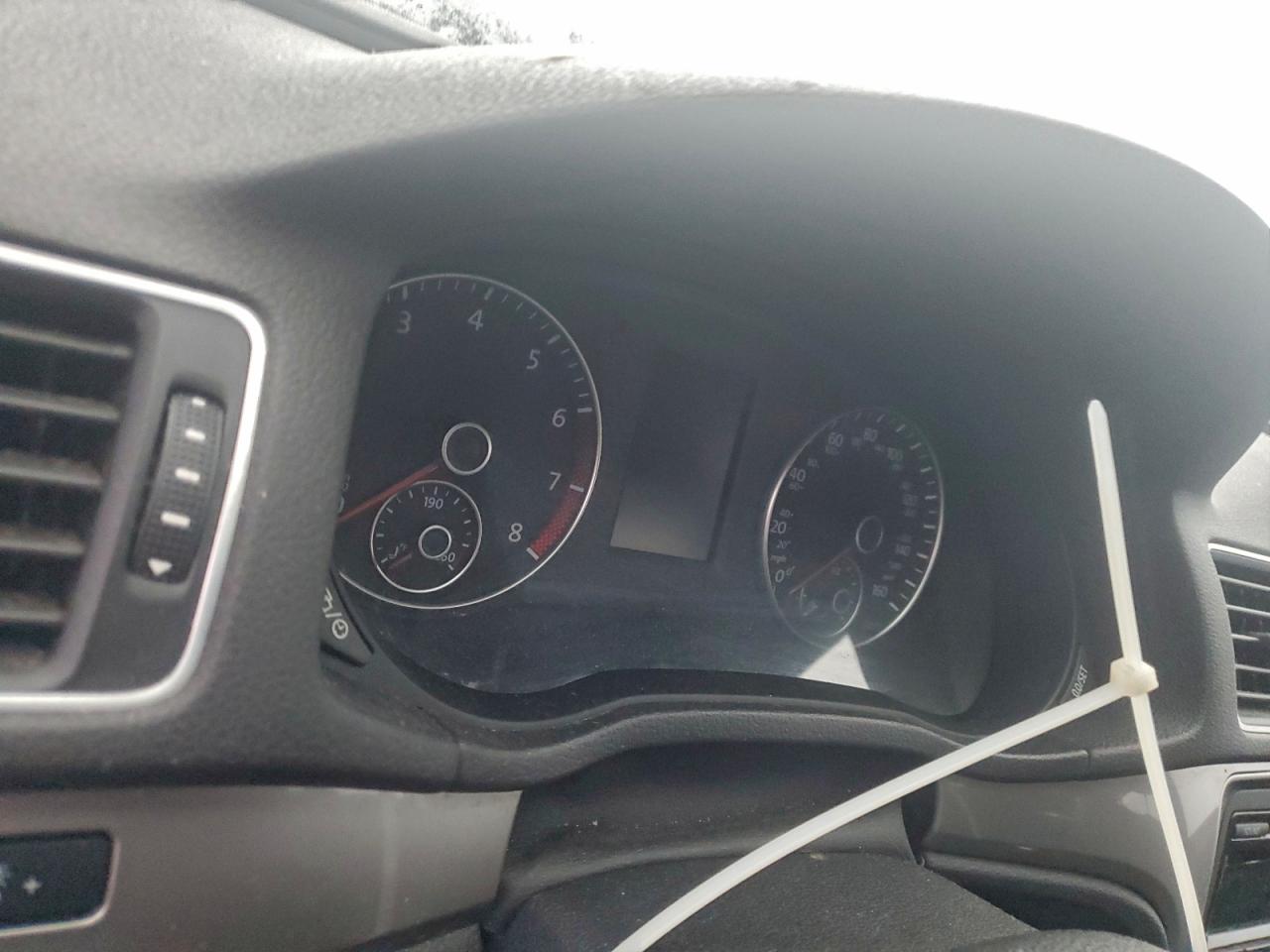 2015 Volkswagen Passat S VIN: 1VWAT7A38FC066488 Lot: 94294655