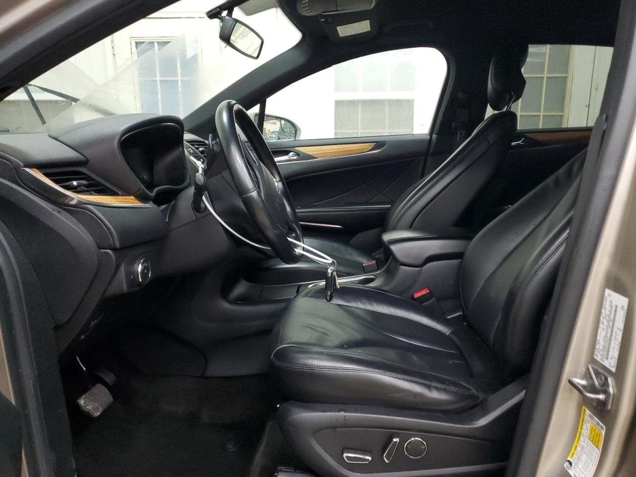 2015 Lincoln Mkc VIN: 5LMCJ2A99FUJ25043 Lot: 92486255