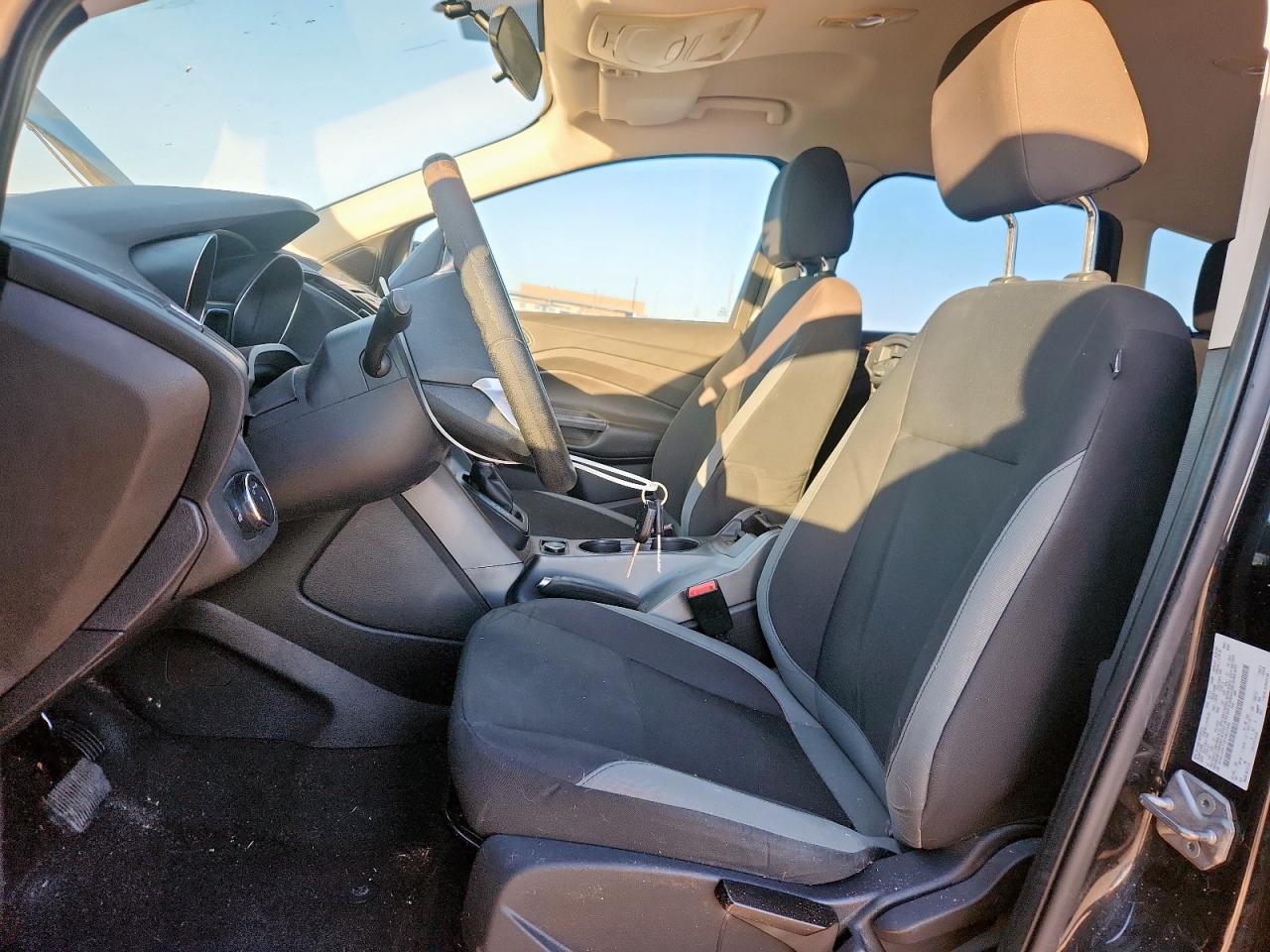 2014 Ford Escape S VIN: 1FMCU0F73EUB27956 Lot: 92256545