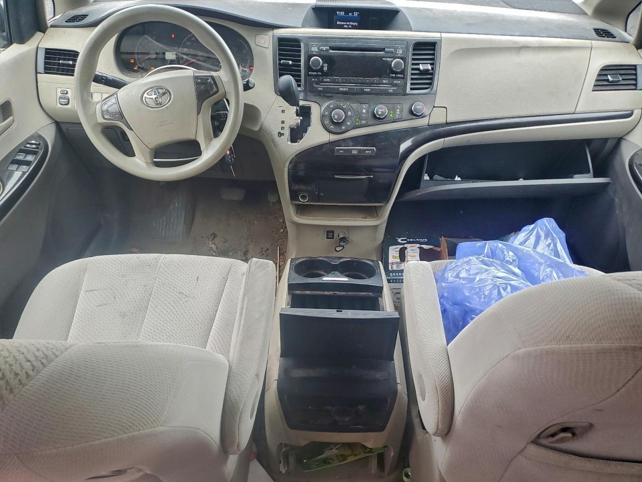 2012 Toyota Sienna Le VIN: 5TDJK3DC4CS048204 Lot: 94051315