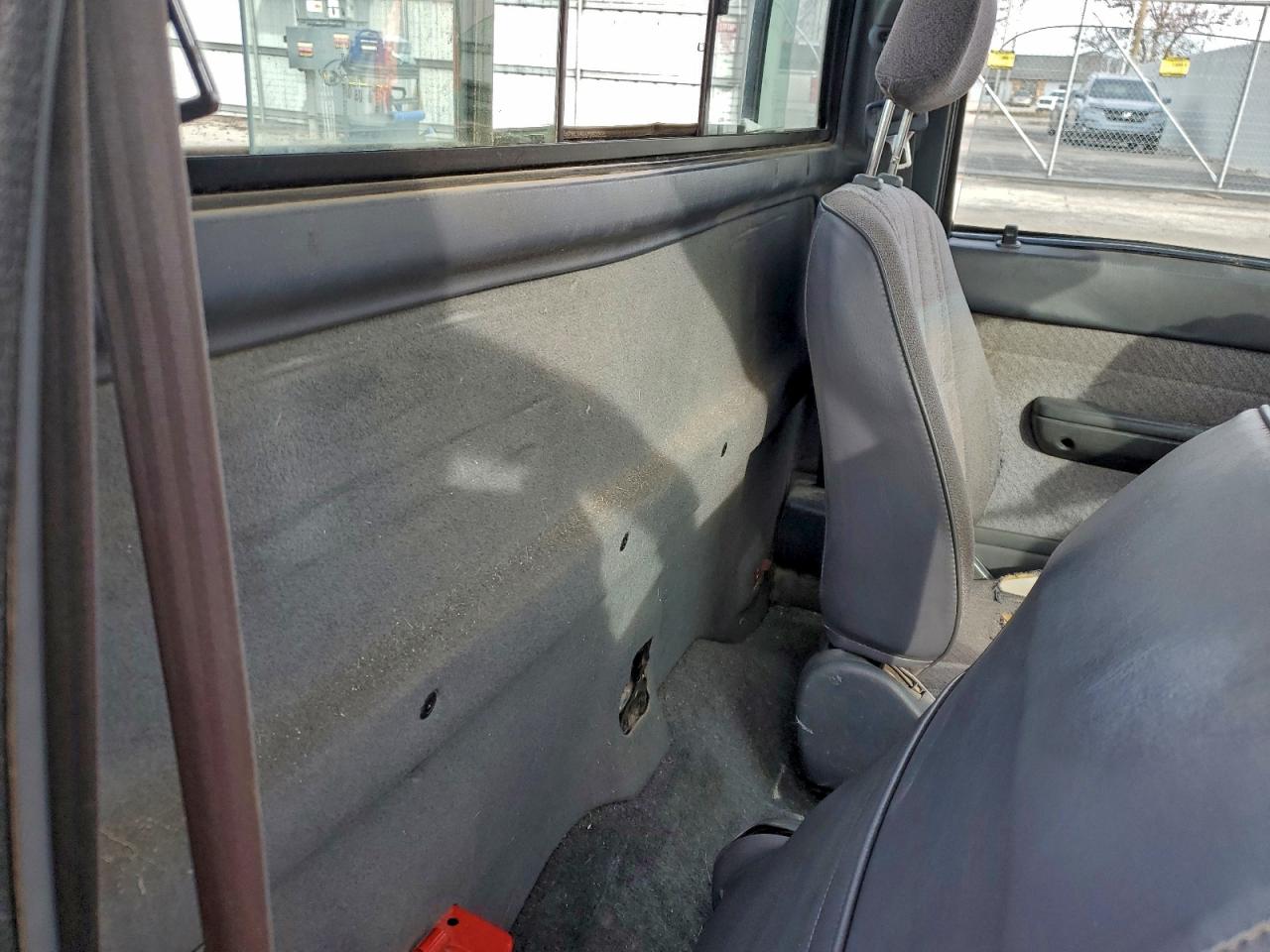 1995 Toyota Tacoma VIN: 4TAUN41B5SZ050722 Lot: 93953755