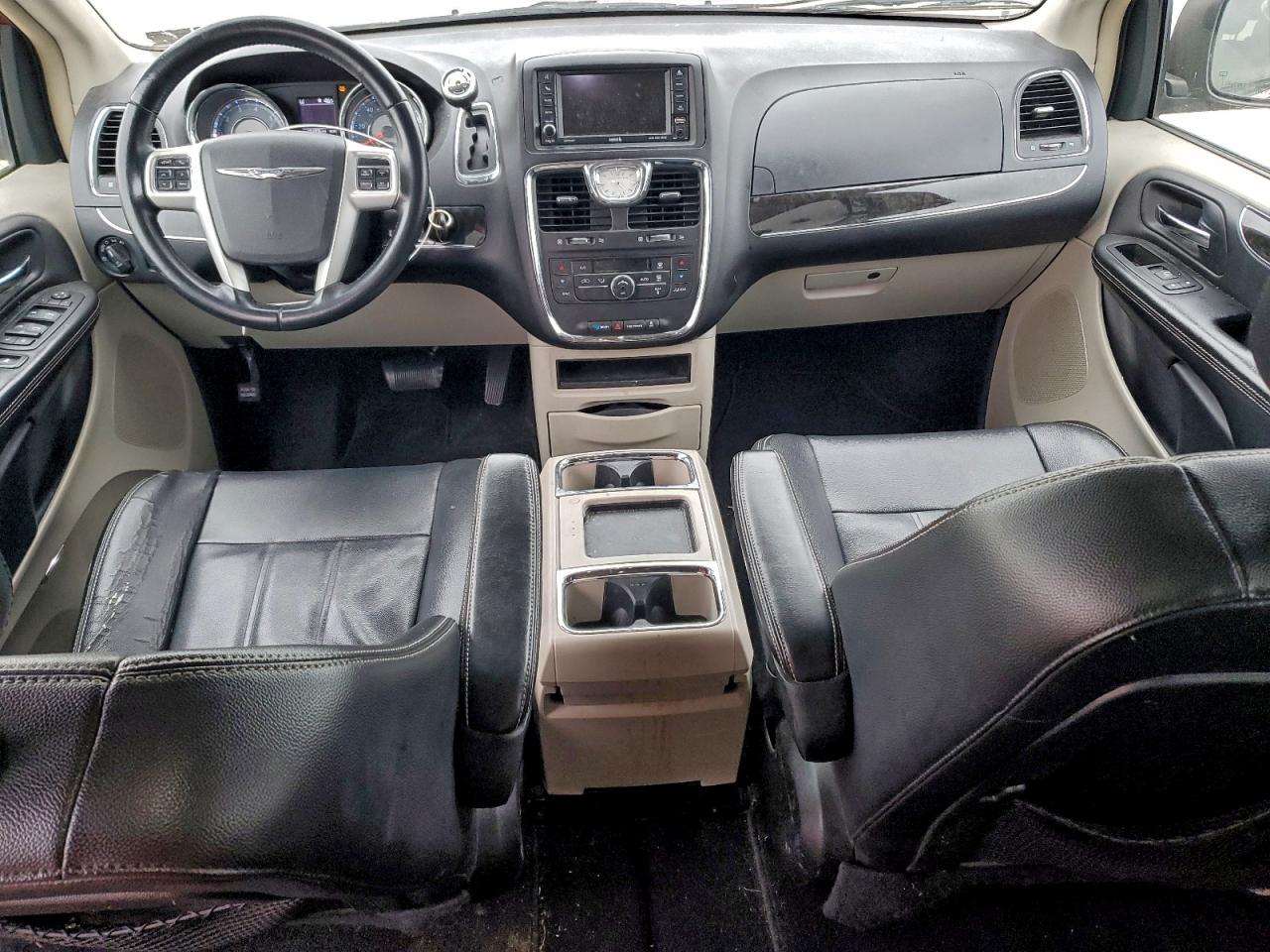 2014 Chrysler Town & Country Touring VIN: 2C4RC1BG2ER441205 Lot: 94234155