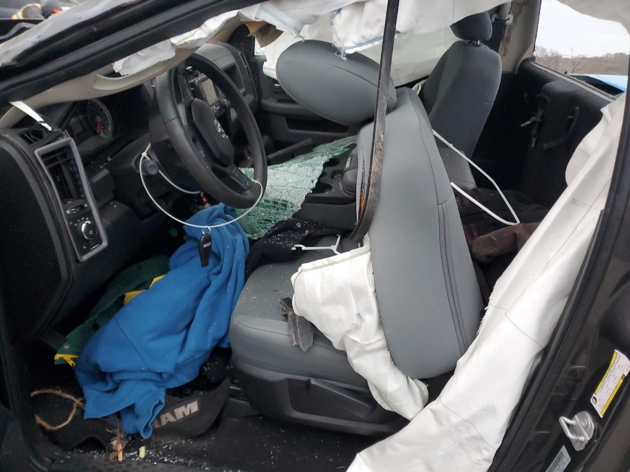 2019 Ram 1500 Classic Tradesman VIN: 3C6JR6AG0KG507351 Lot: 91821585