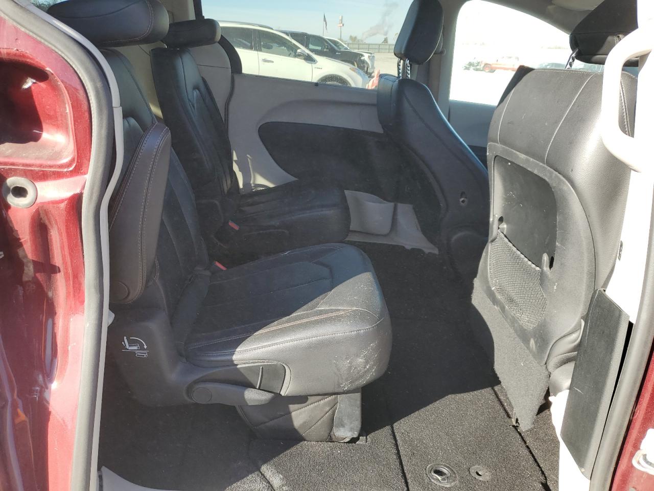 2018 Chrysler Pacifica Touring L VIN: 2C4RC1BG3JR260625 Lot: 91812335