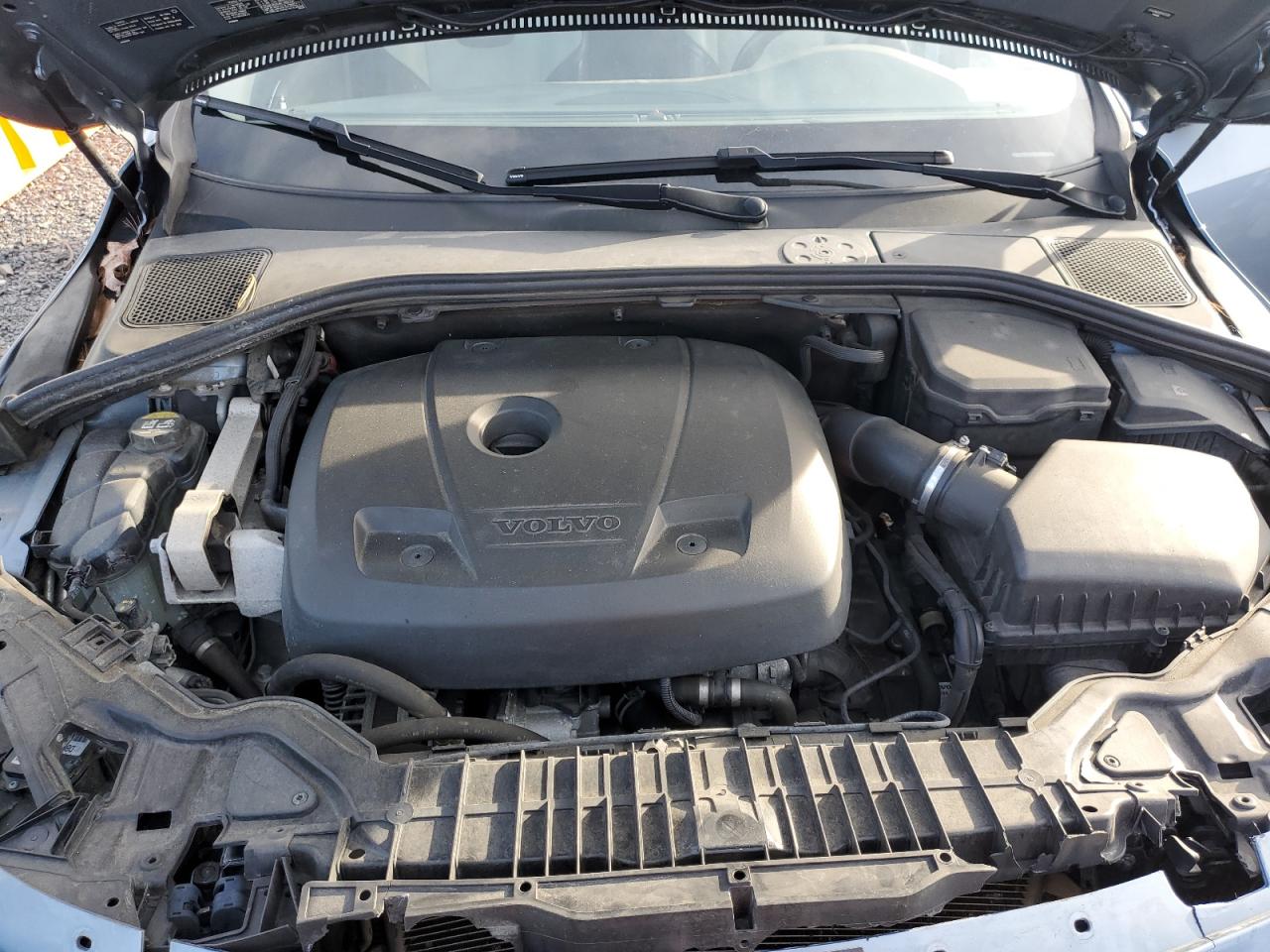 2017 Volvo V60 Cross Country Platinum VIN: YV440MWM2H1031708 Lot: 92941915