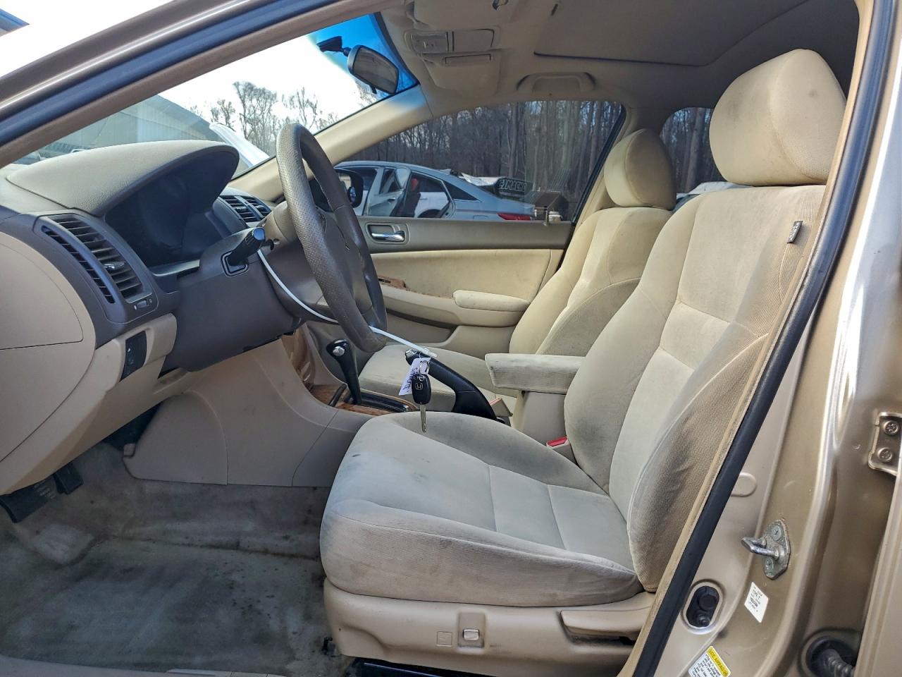 2004 Honda Accord Ex VIN: 1HGCM56684A077680 Lot: 94557265