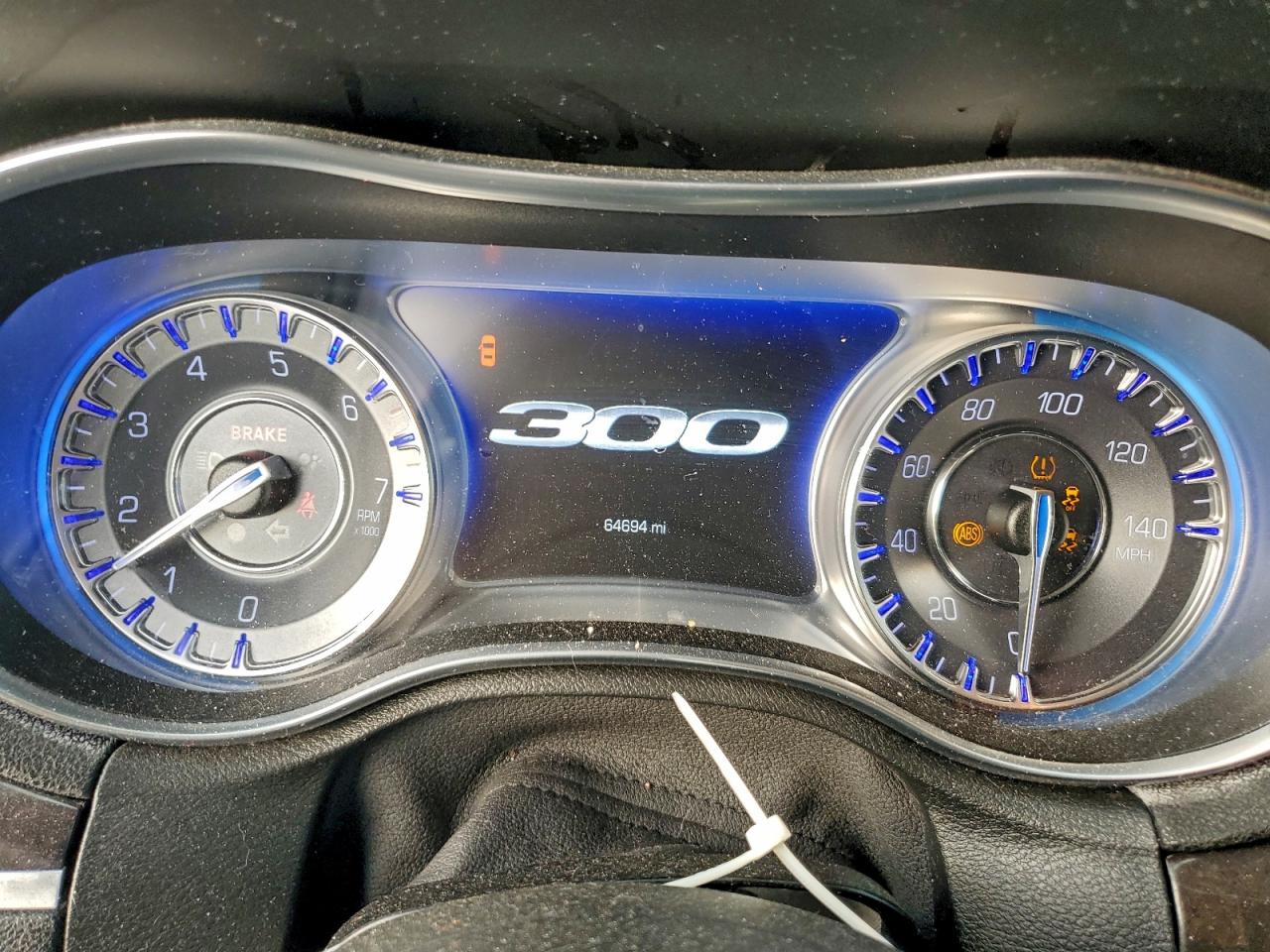 2019 Chrysler 300 Limited VIN: 2C3CCAEG2KH536306 Lot: 94136005