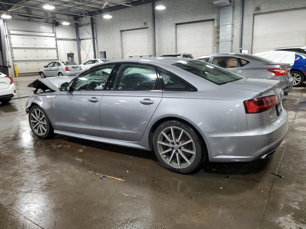 Фото: WAUH2AFC1HN067528