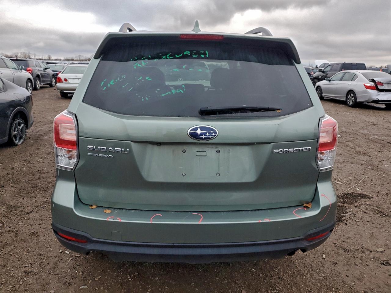 2018 Subaru Forester 2.5I Premium VIN: JF2SJAEC8JH506565 Lot: 94152505