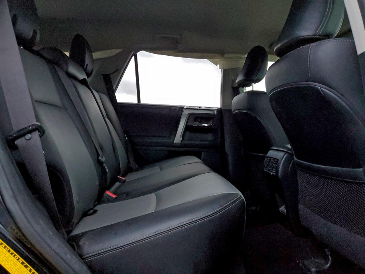 2021 Toyota 4Runner Sr5/Sr5 Premium VIN: JTENU5JR4M5881942 Lot: 93740625