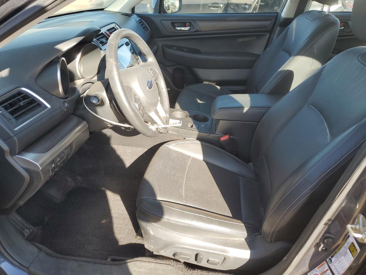 2015 Subaru Legacy 2.5I Limited VIN: 4S3BNBJ63F3027841 Lot: 92914175