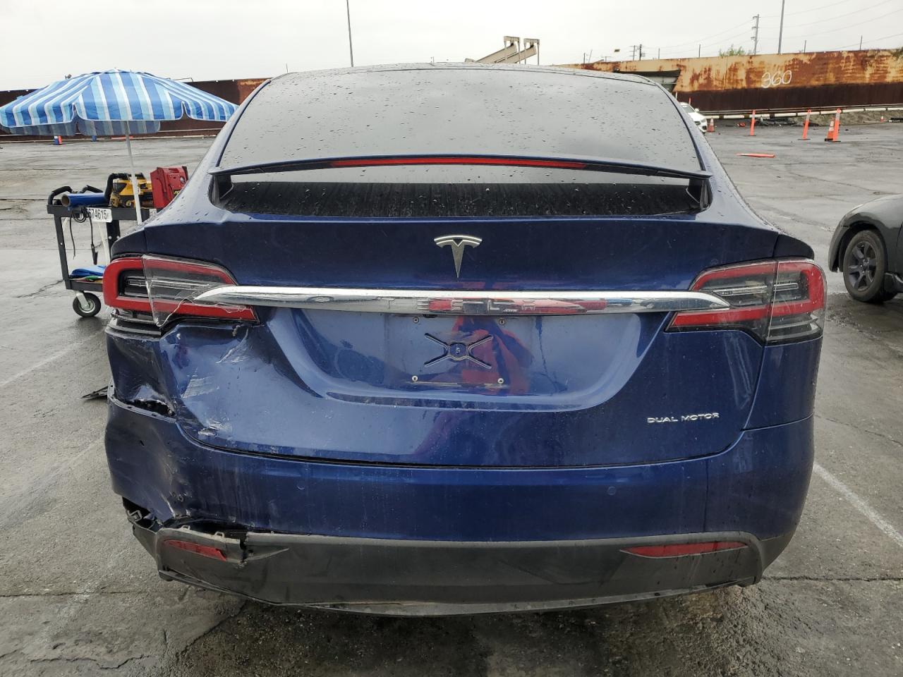2019 Tesla Model X VIN: 5YJXCDE29KF184382 Lot: 92929015
