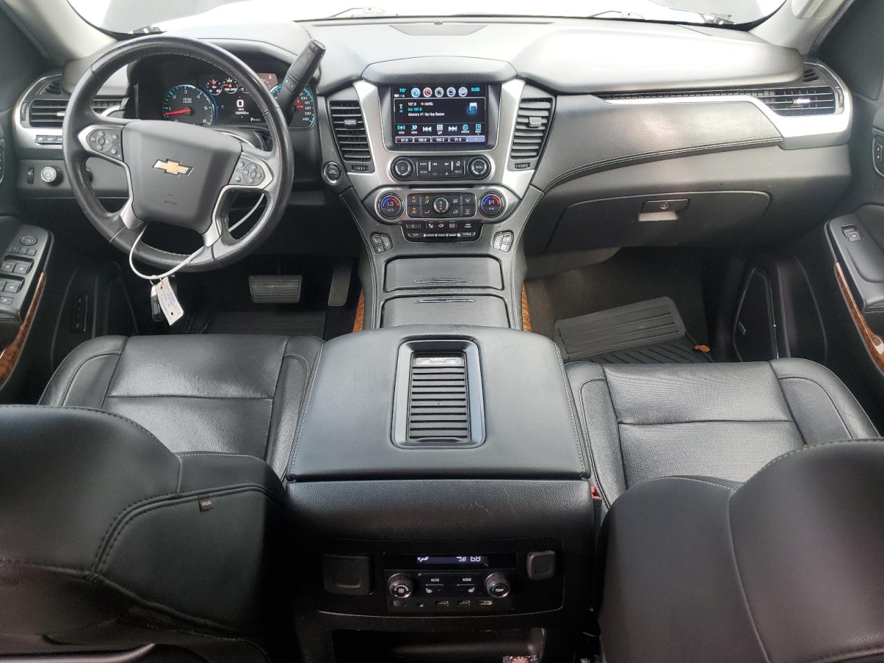 2018 Chevrolet Suburban K1500 Premier VIN: 1GNSKJKCXJR360705 Lot: 91899765