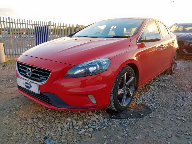 2015 VOLVO V40 D2 R DESIGN NAV 5DR for sale at Copart CORBY
