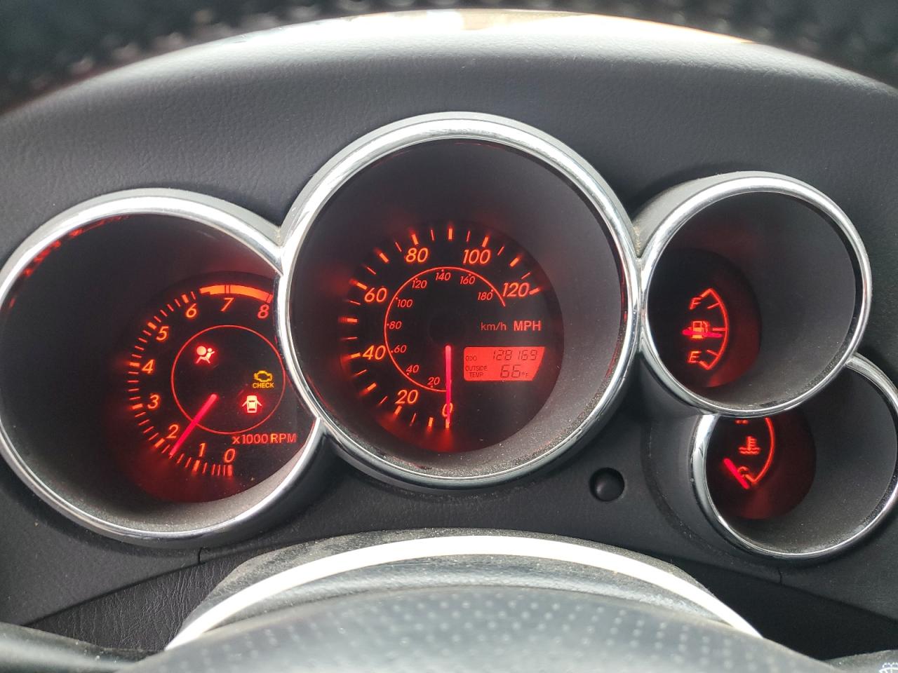 2003 Toyota Corolla Matrix Xr VIN: 2T1KR32EX3C037611 Lot: 93204685