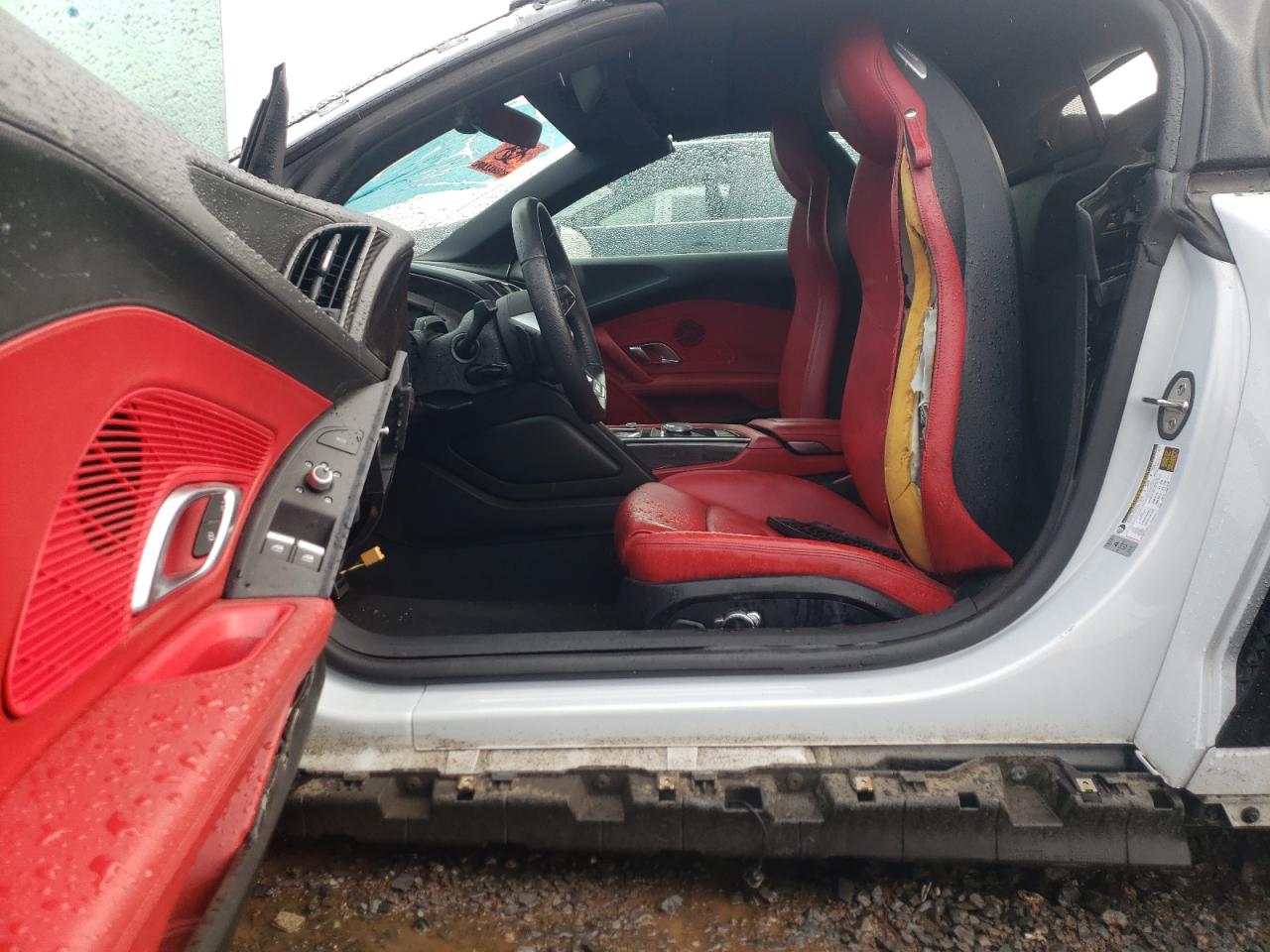 2017 Audi R8 Spyder VIN: WUAVACFX7H7904720 Lot: 93256255