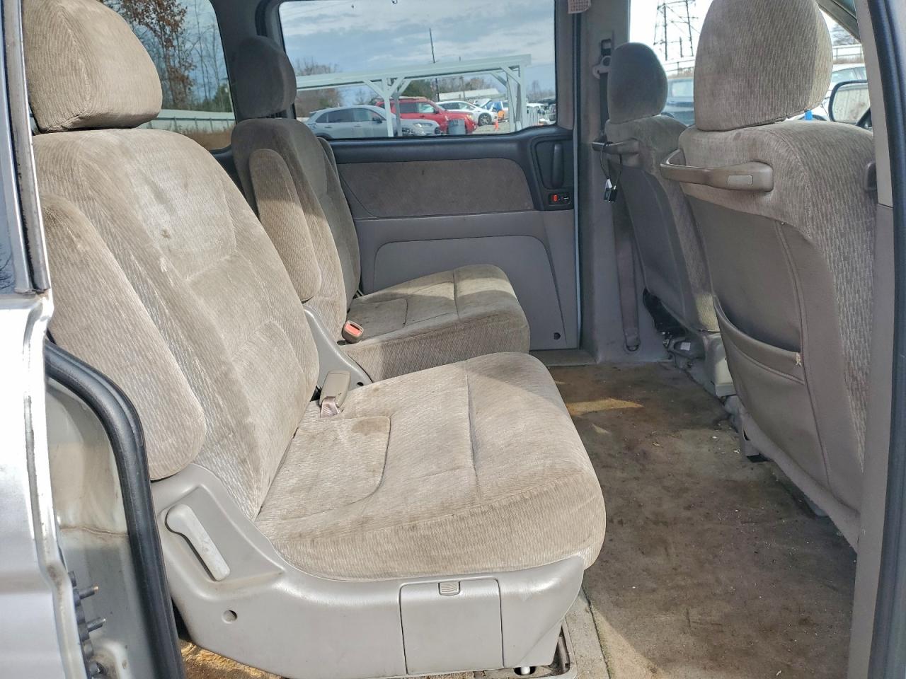 2002 Honda Odyssey Lx VIN: 5FNRL185X2B007904 Lot: 94361275